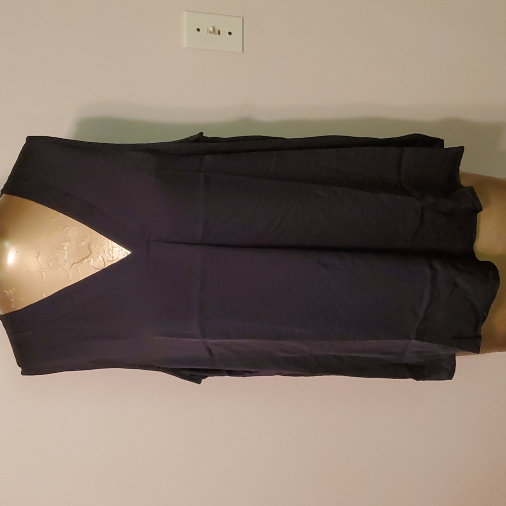 ‼️3/$18‼️Sleeveless black top, She + Sky brand, 100% poly